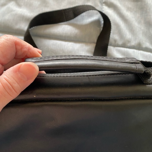 Deluxe iPad Bag/Carry Case - Picture 6 of 13